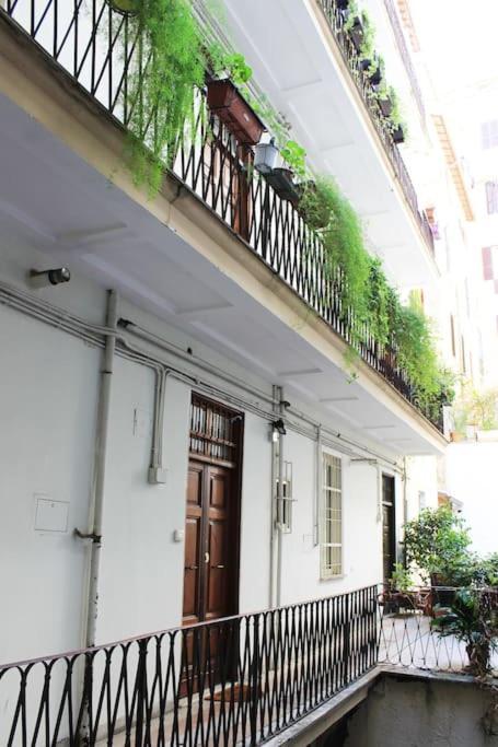 Near Colosseum By Varental 2Br + 1Sb Rom Eksteriør billede