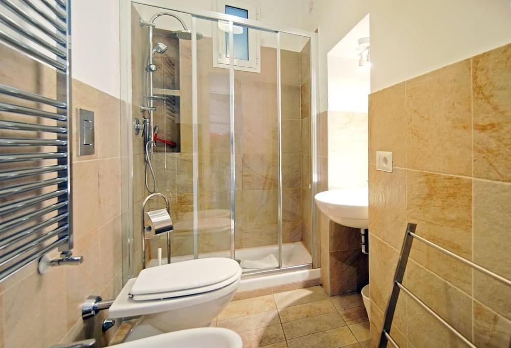 Near Colosseum By Varental 2Br + 1Sb Rom Eksteriør billede