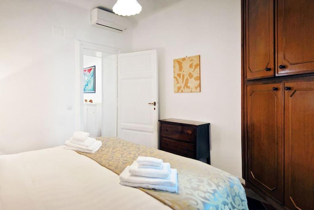 Near Colosseum By Varental 2Br + 1Sb Rom Eksteriør billede