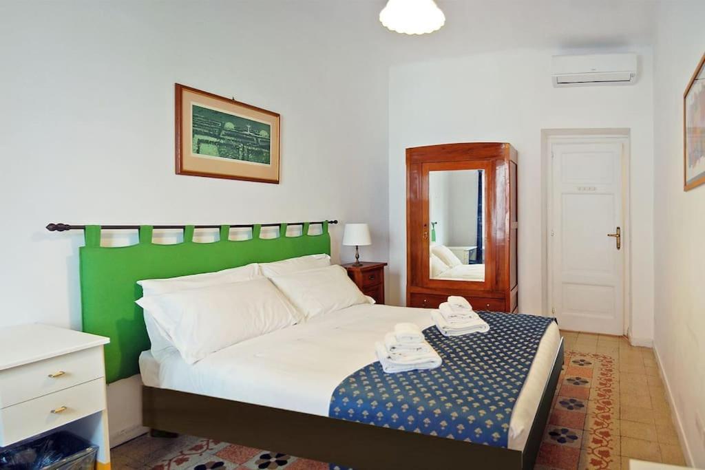 Near Colosseum By Varental 2Br + 1Sb Rom Eksteriør billede