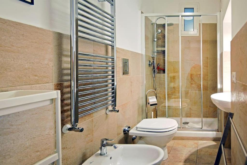 Near Colosseum By Varental 2Br + 1Sb Rom Eksteriør billede